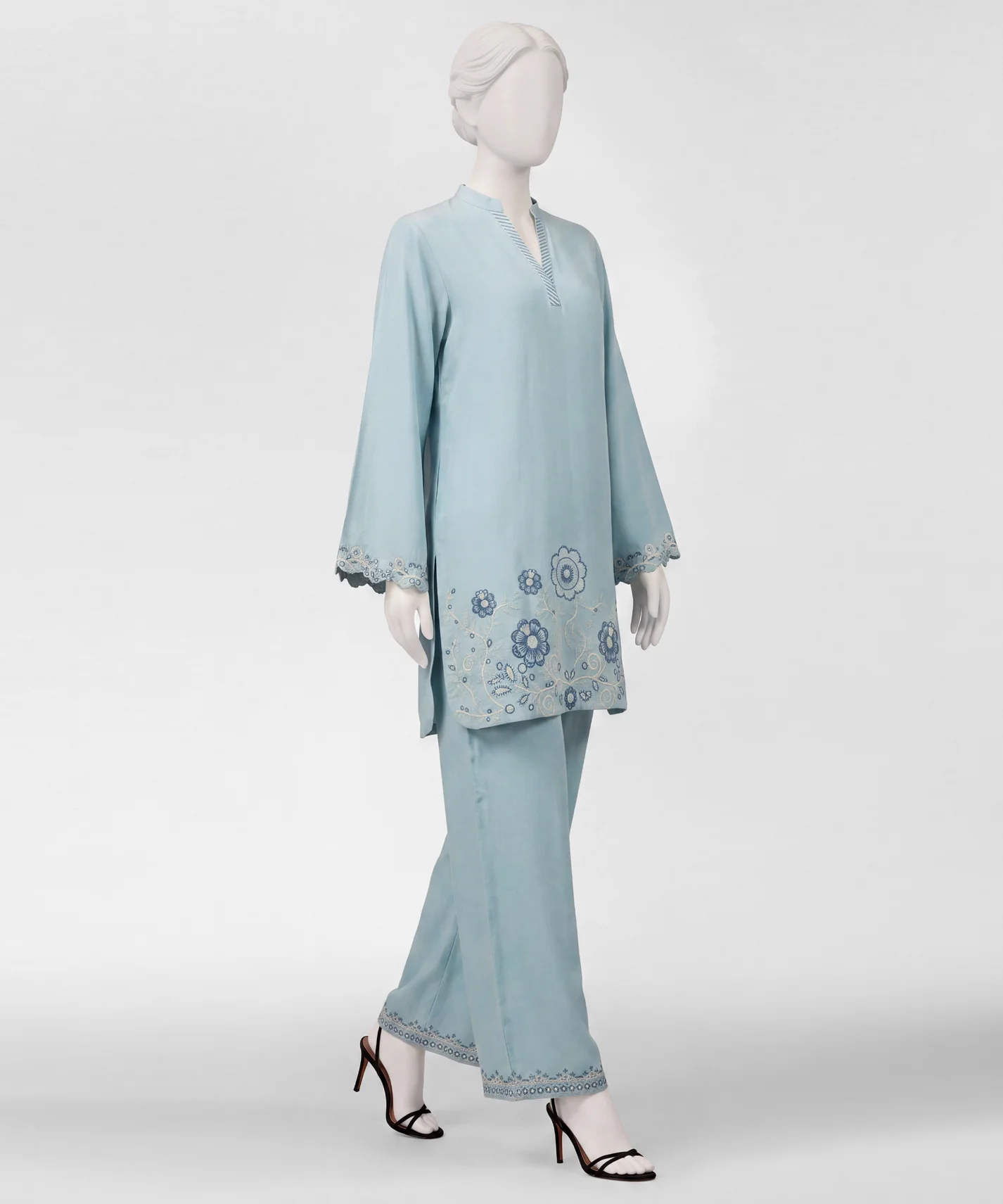 sky blue embroidered linen co-ord set - Image 5