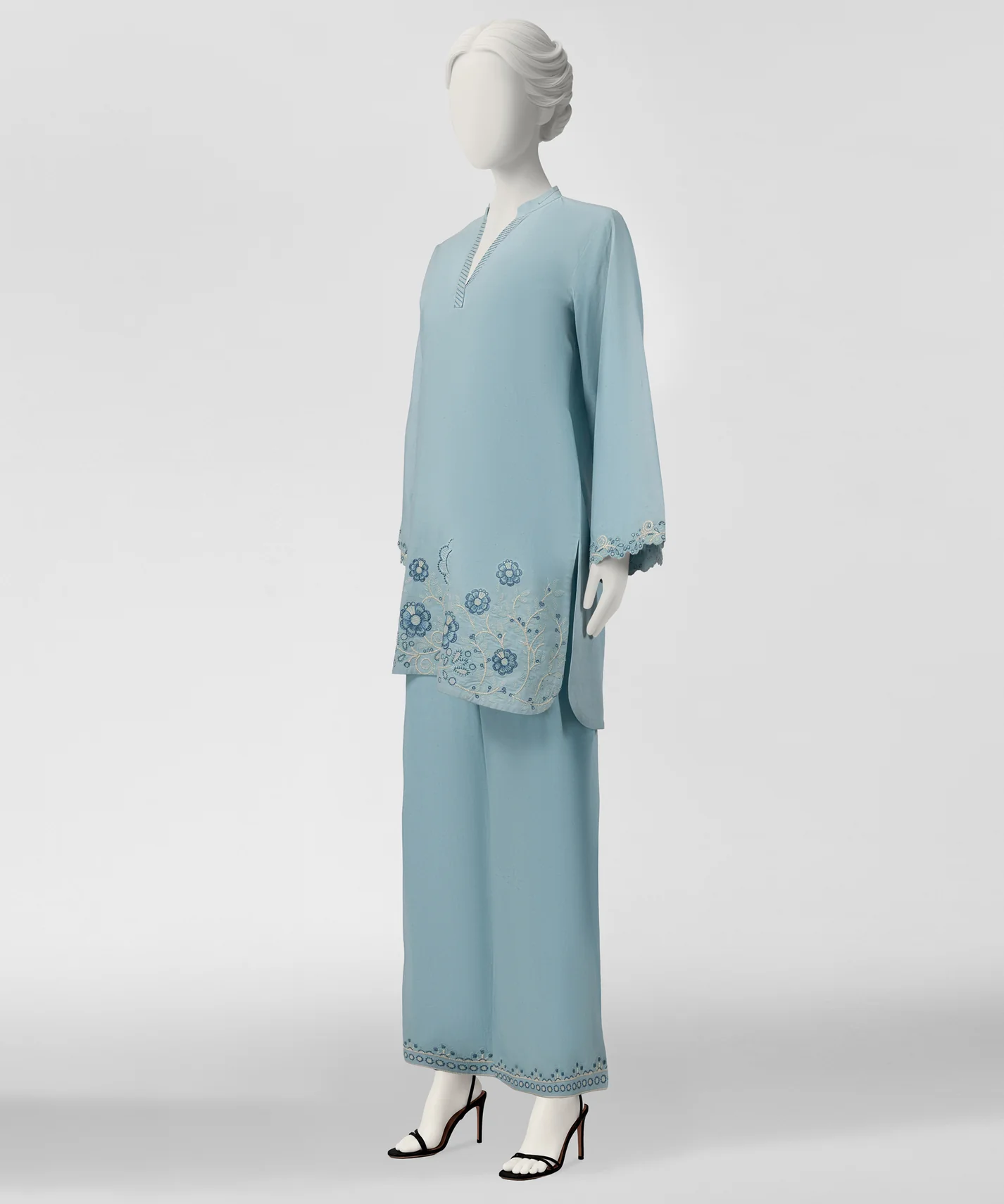 sky blue embroidered linen co-ord set - Image 3