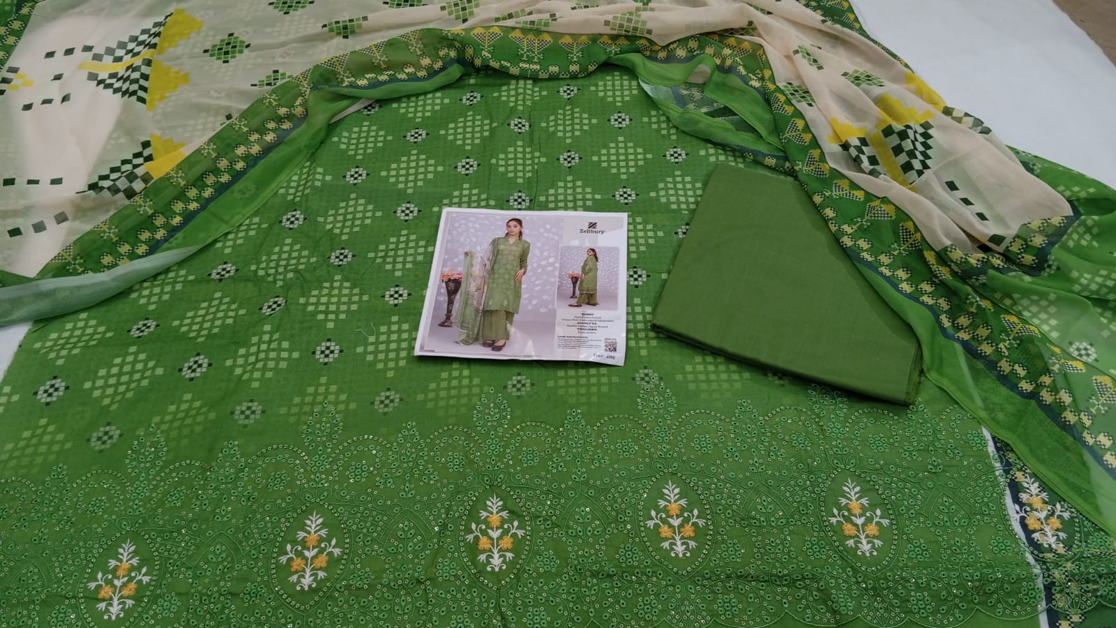 Zellbury Embroidered Three Piece Suit - Image 4